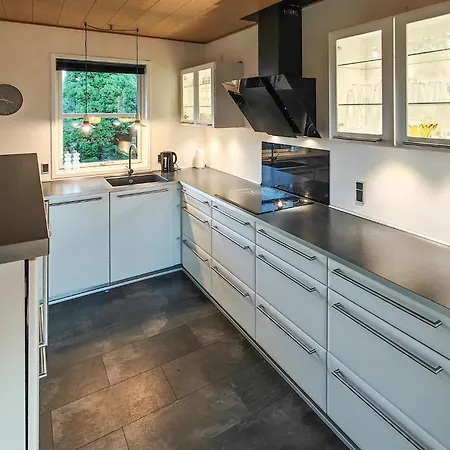 3 Bedroom Beautiful In بيت للعطل Hjørring