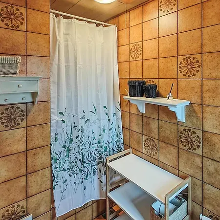 Ferienhaus 3 Bedroom Beautiful In *